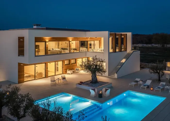 Villa Old Olive Viii