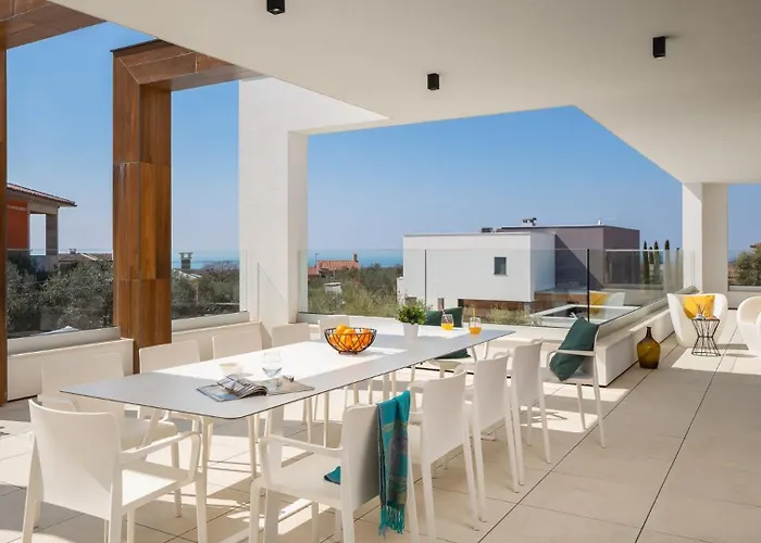 Old Olive Viii * Vodnjan