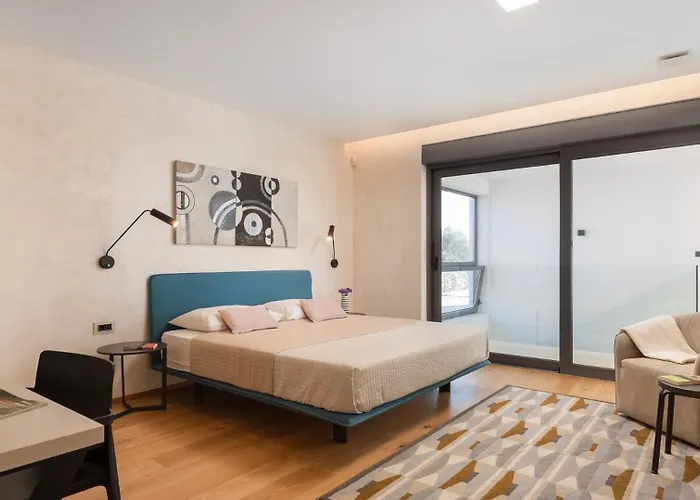 Old Olive Viii 빌라 보드냔